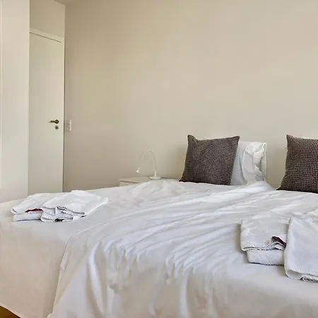Newly Built 1 Bedroom With Balcony Apartament