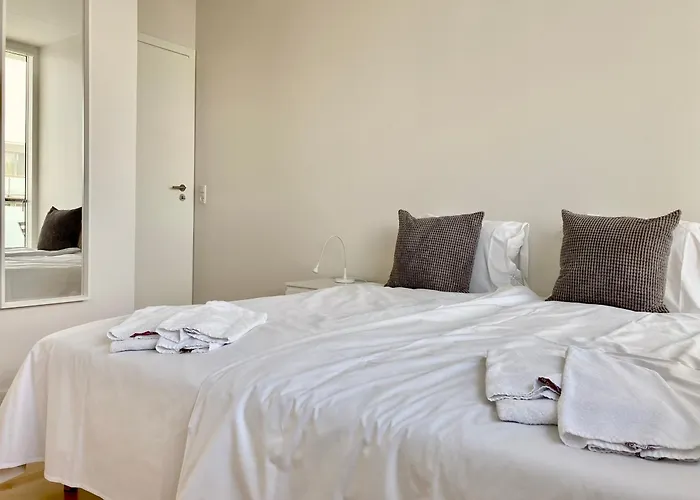 Newly Built 1 Bedroom With Balcony Apartamento